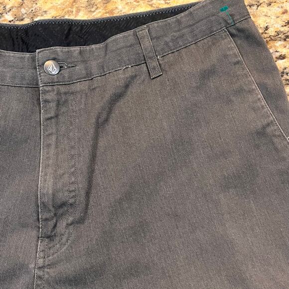 Volcom V Monty Short's Gray Size US size 36 Outdoor Chino Skateboarding - Picture 1 of 8
